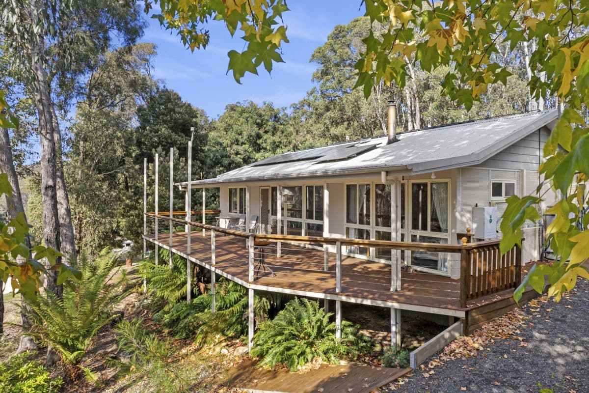 1241 Greendale Trentham Road