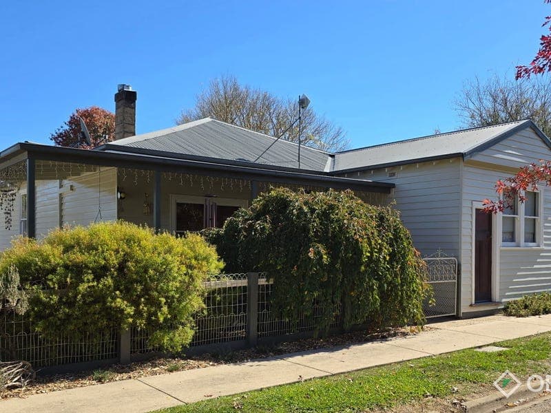 25 Gibbo Street, Benambra