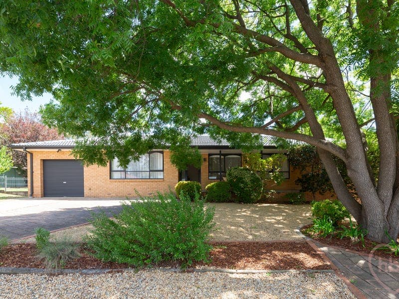 4 Percival Street, Holder