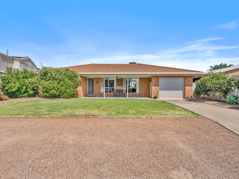 3 Poplar Drive