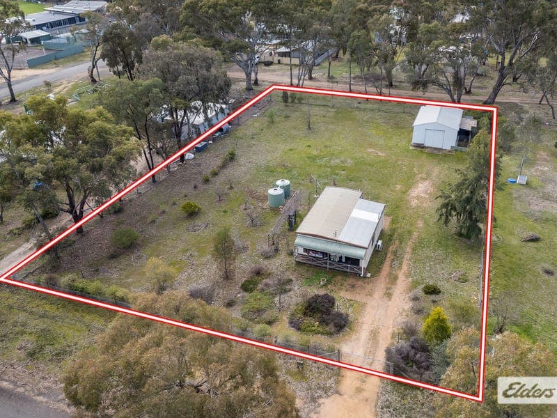 83-85 Railway Road, Great Western