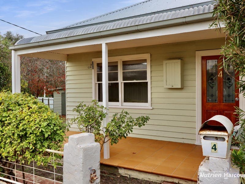 4-10 Little Koch Street, Casterton