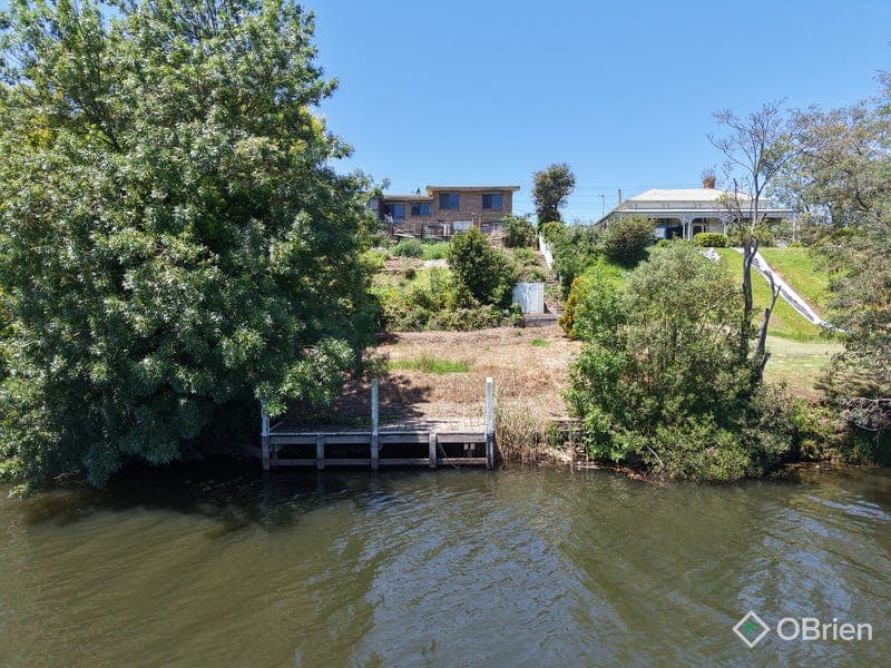 14 Robb Street, East Bairnsdale