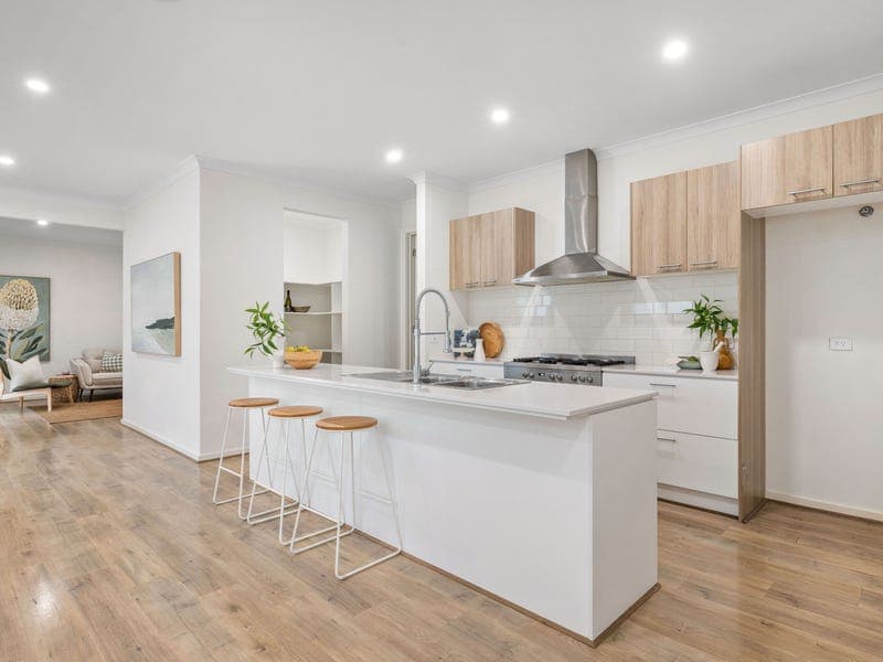 33 Nessie Balfour Terrace, Somerville