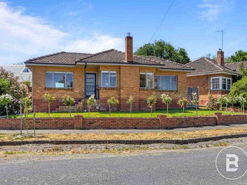 24 Seymour Crescent, Soldiers Hill