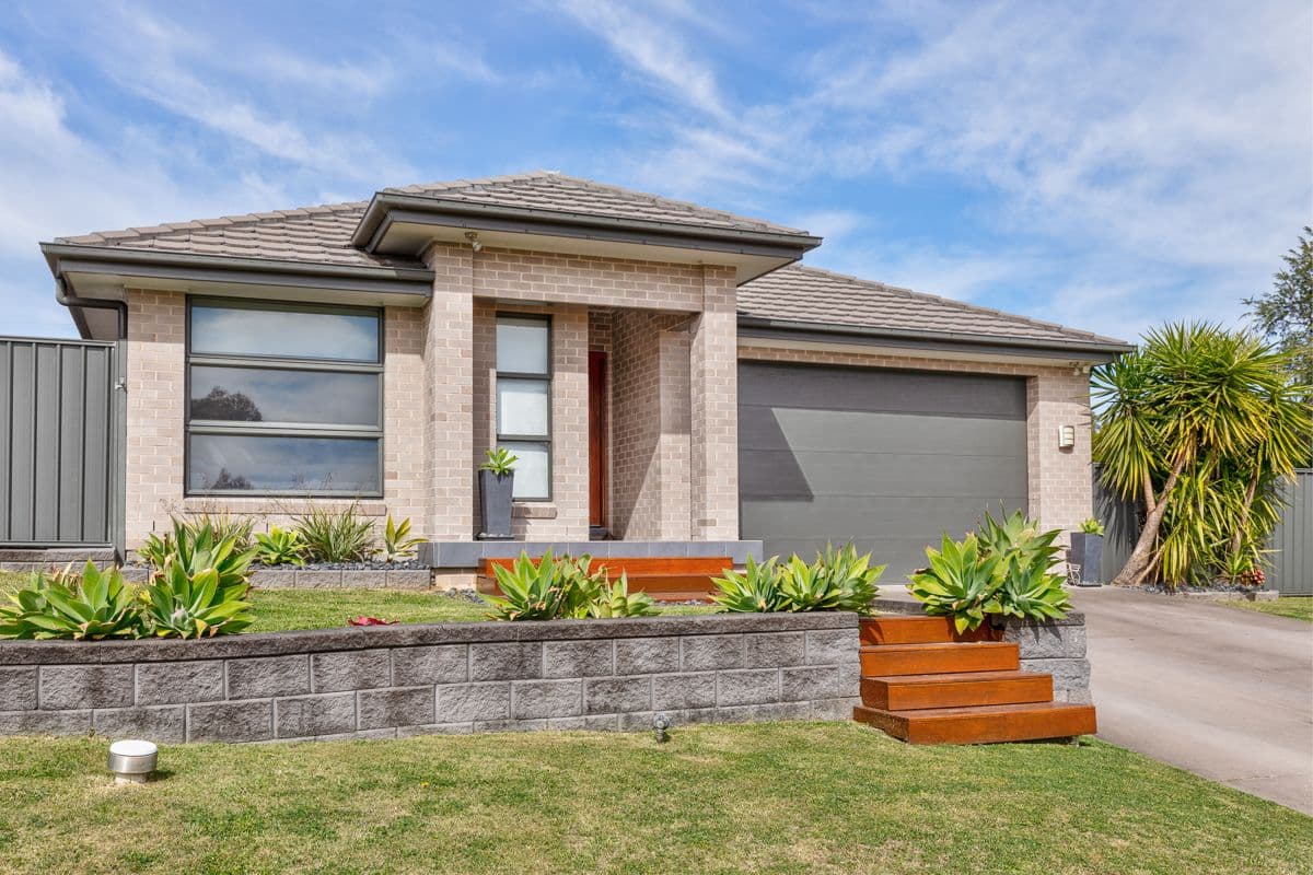 7 Williams Place