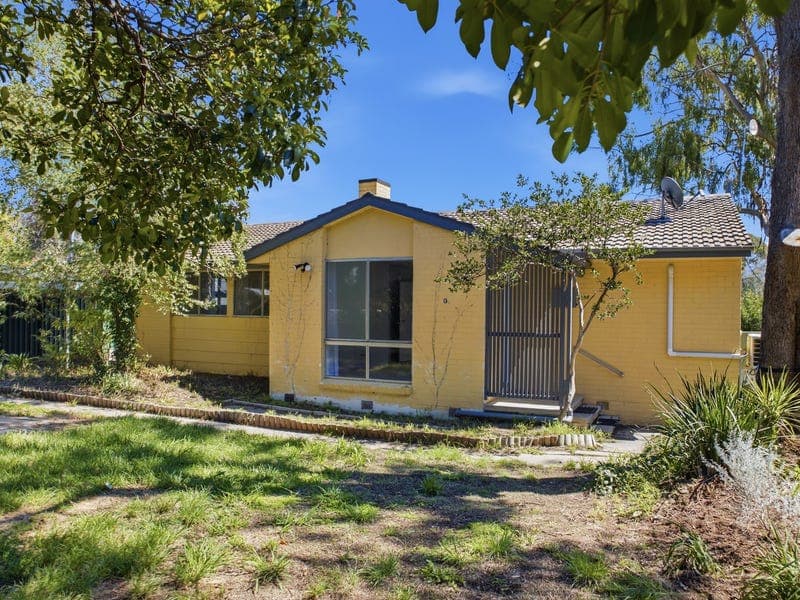 8 Potts Place