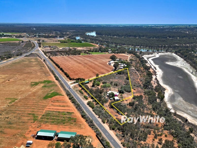 504 Wentworth Road, Yelta