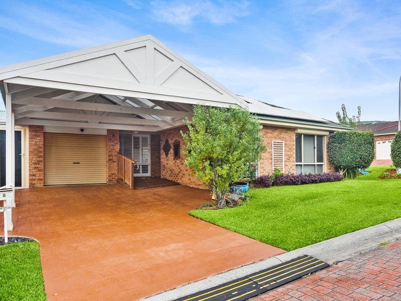 8 Weston Street, Albion Park