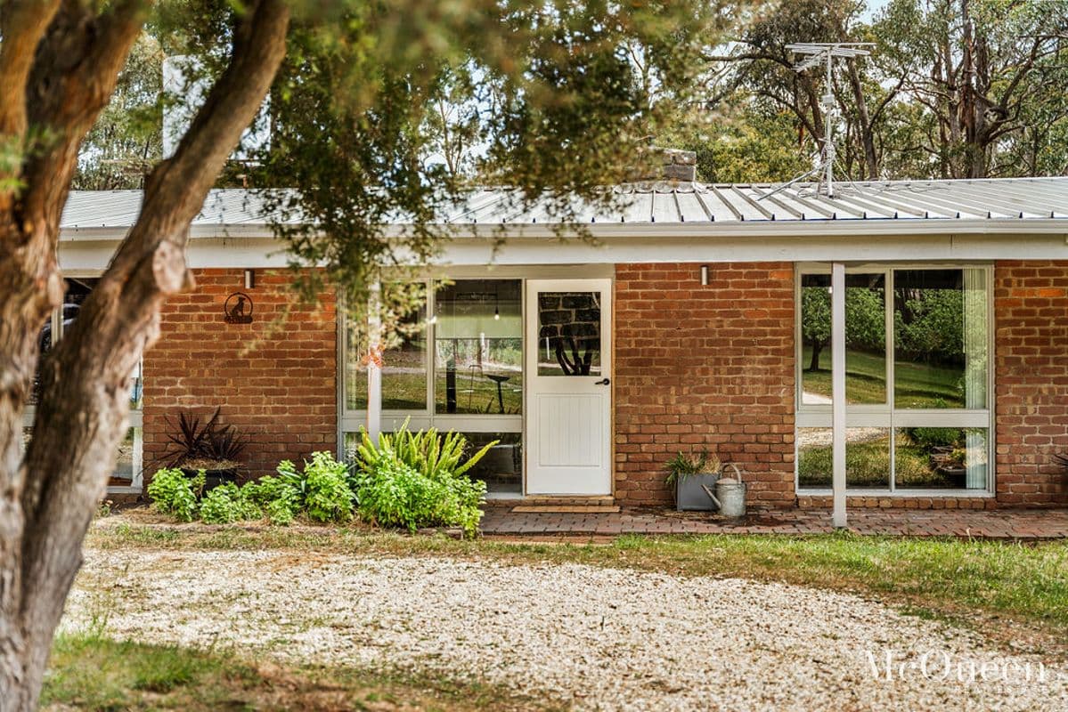 140 Kangaroo Drive