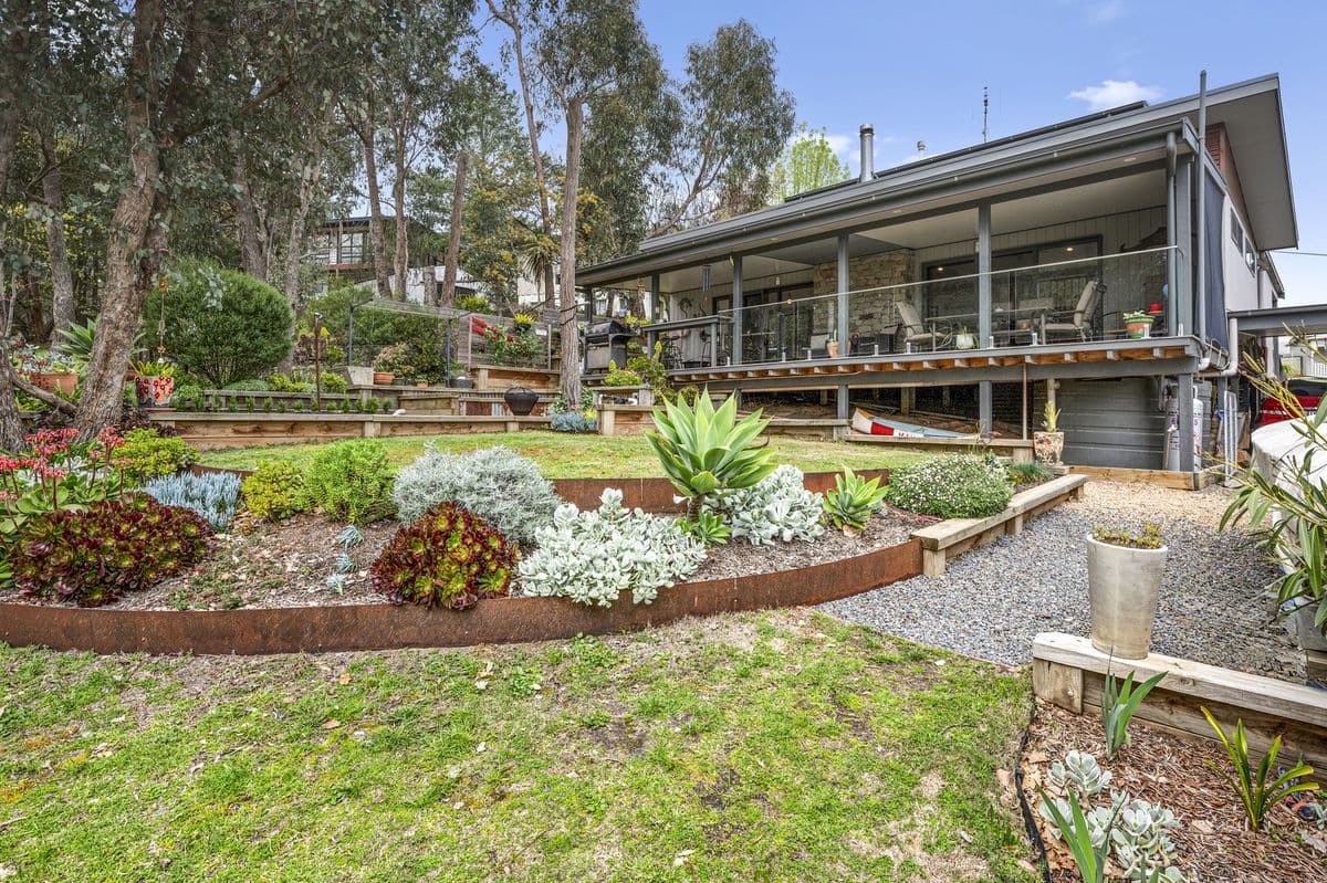 3 Anchorage Way