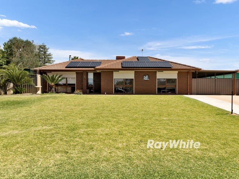 4 Morris Place, Buronga