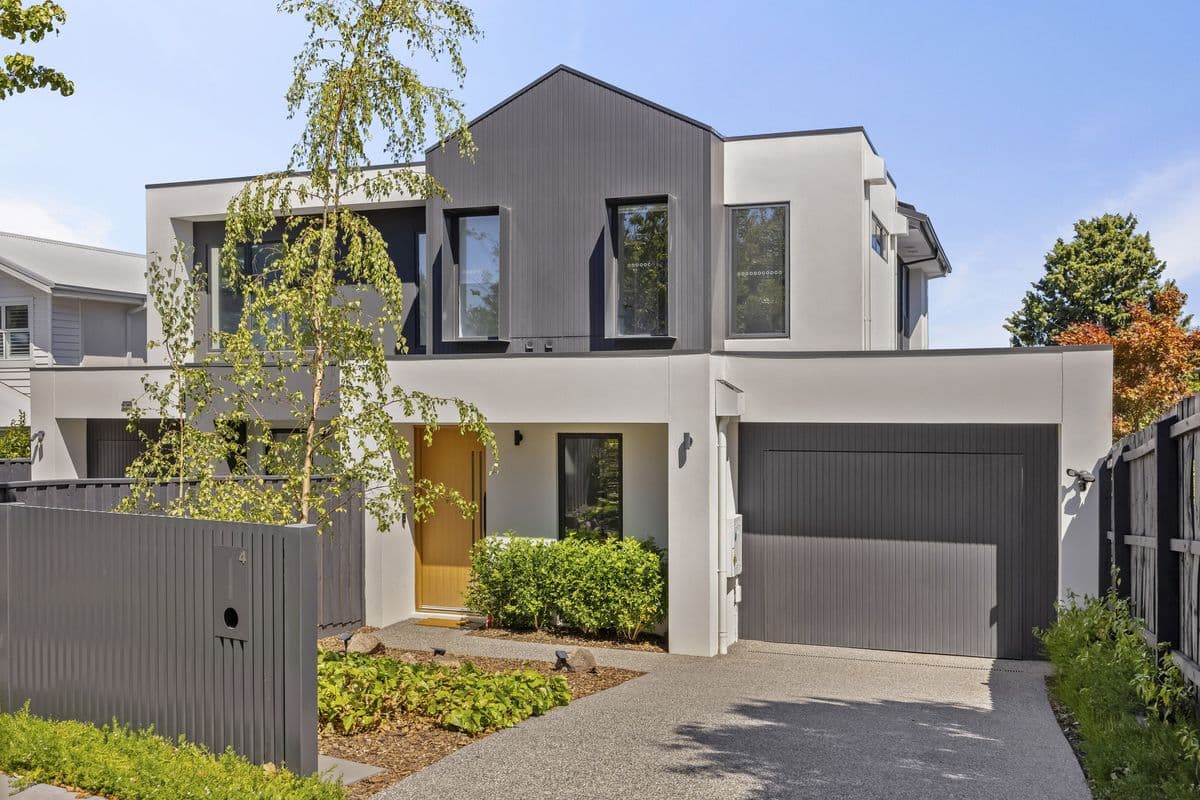 4 Crete Avenue