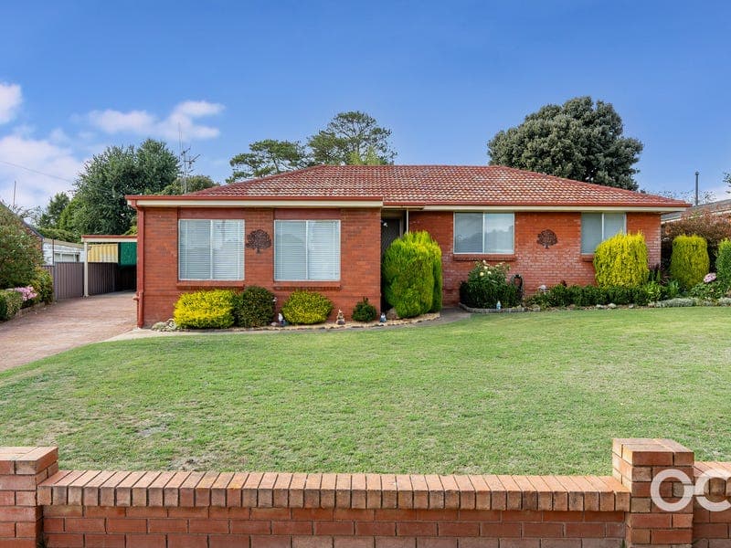 18 MOUNT ERROLL STREET