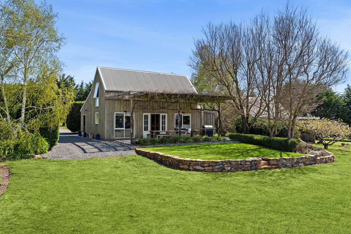 35 Brady Road
