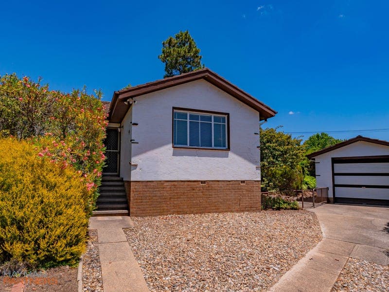 42 Macfarland Crescent