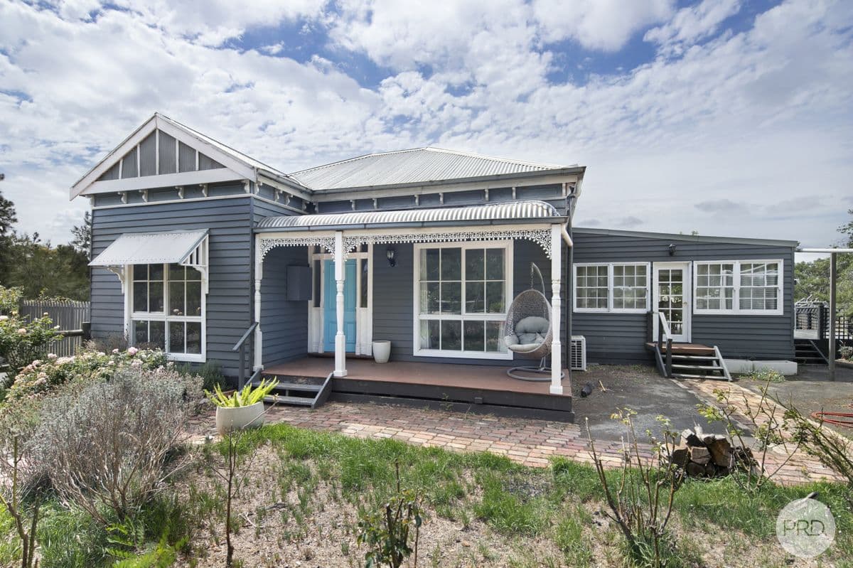 210 Elaine-Egerton Road