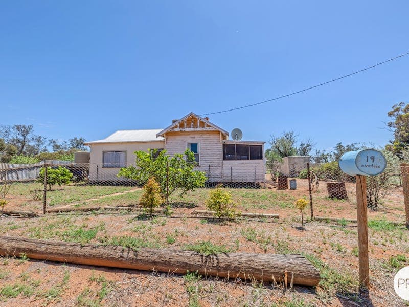 19 Delahoy Road, Meringur