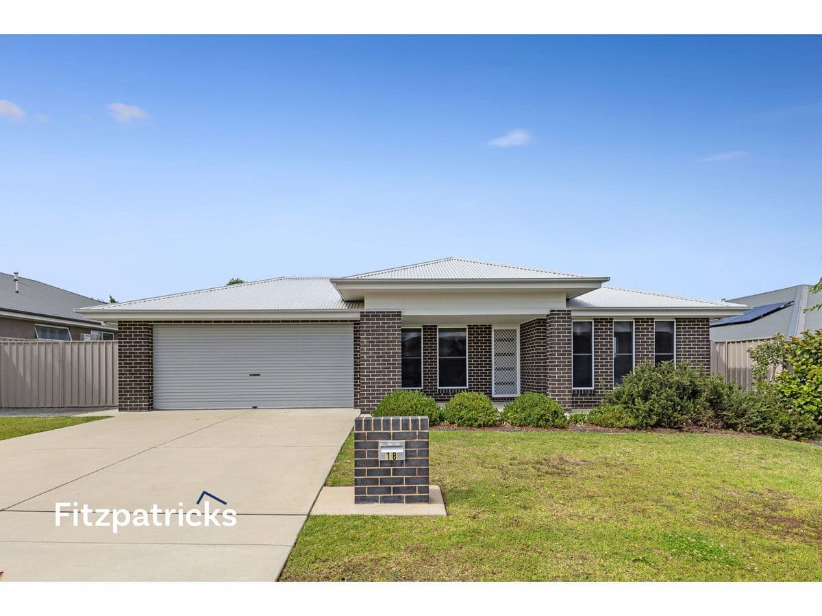 18 OPPERMAN STREET