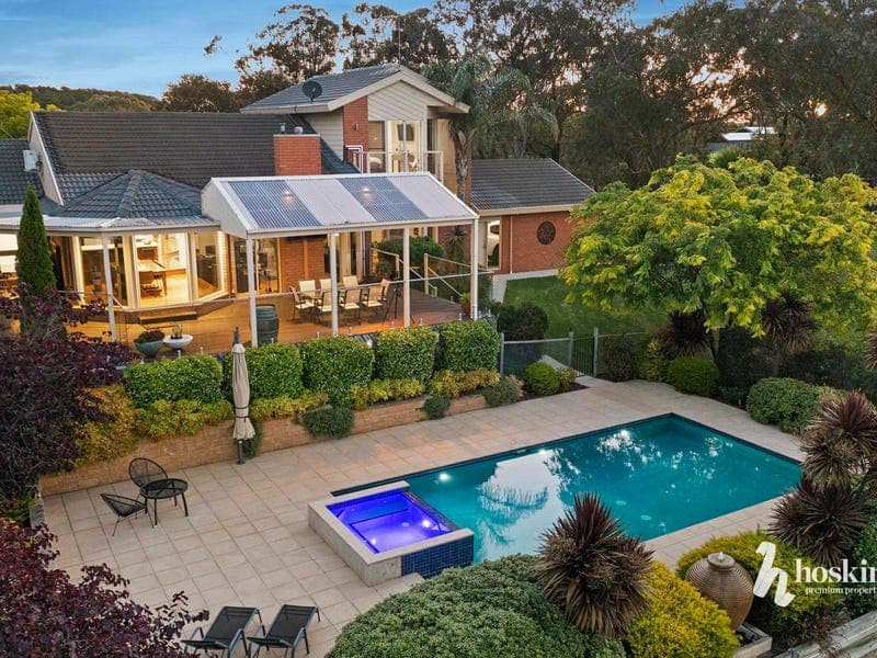 4 Jamieson Road