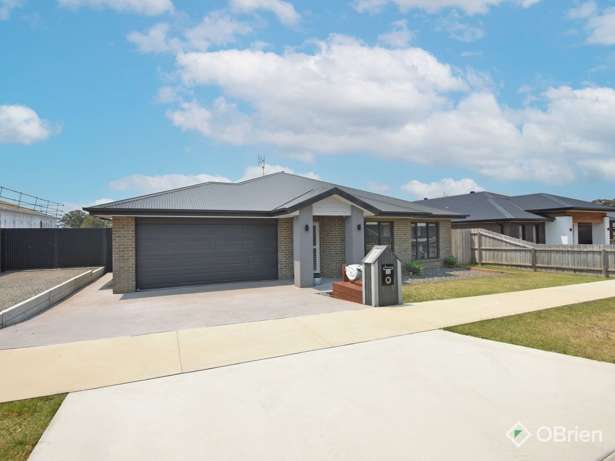 26 BEDGGOOD GROVE
