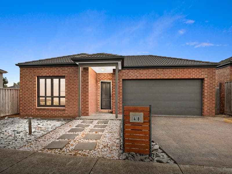 48 Manor House Drive, Epping
