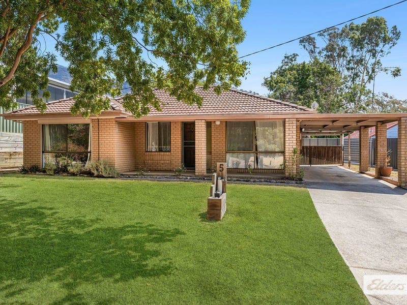 5 Quonoey Road, Kiewa