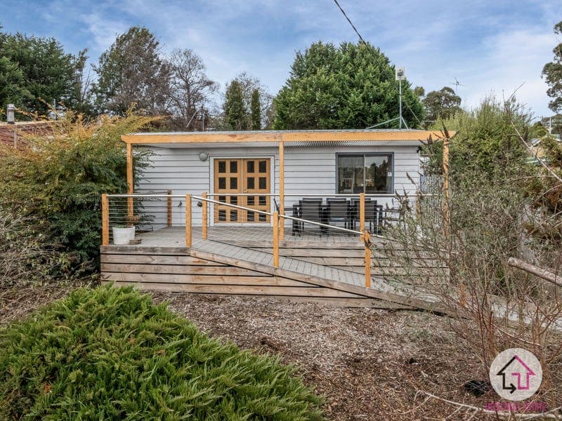 17 Andrew Avenue, Waterford Park