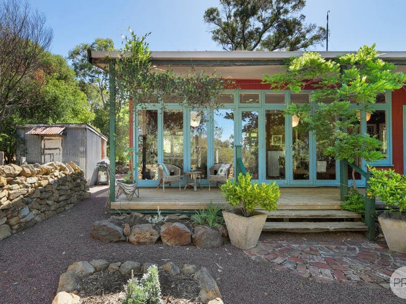 95 Browns Road, Evansford