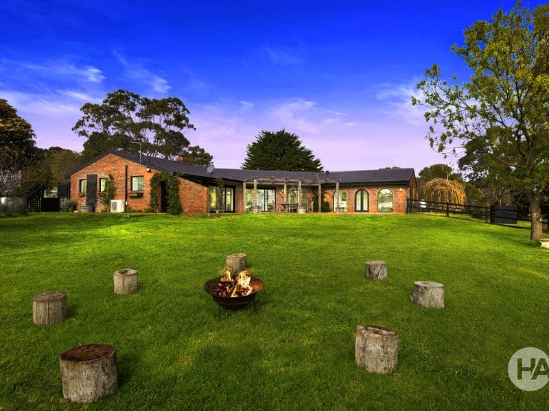 108 Browns Road, Boneo