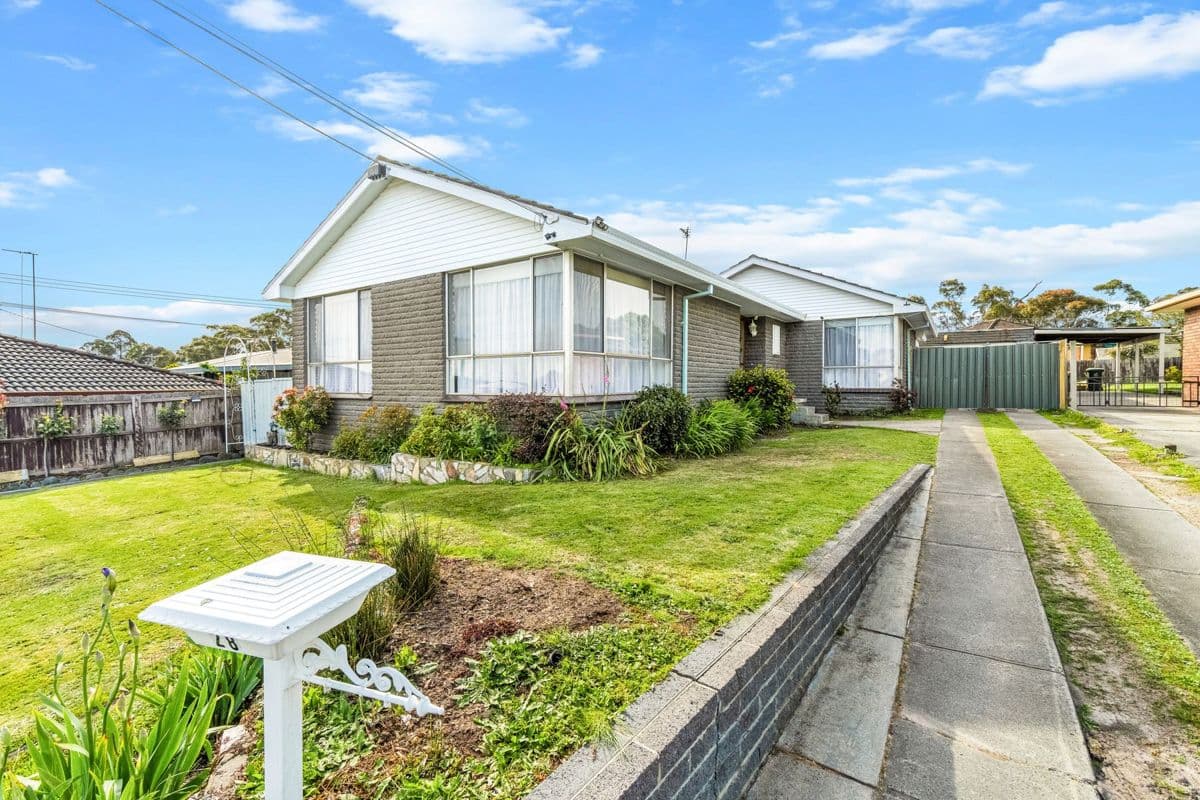28 Heather Grove