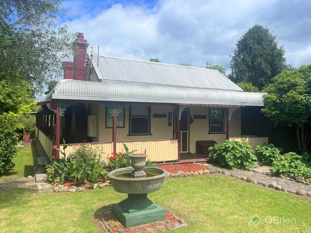 1185 Swan Reach Road
