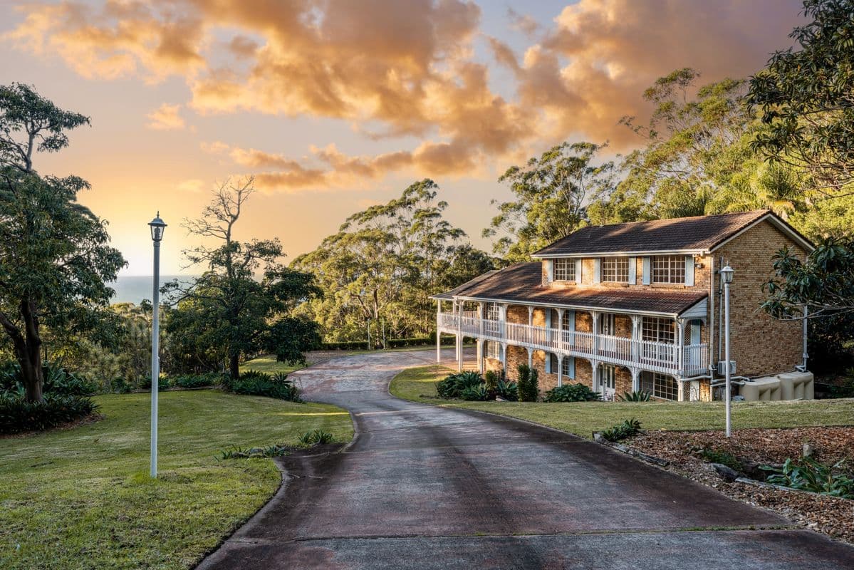 91 BUTTENSHAW DRIVE