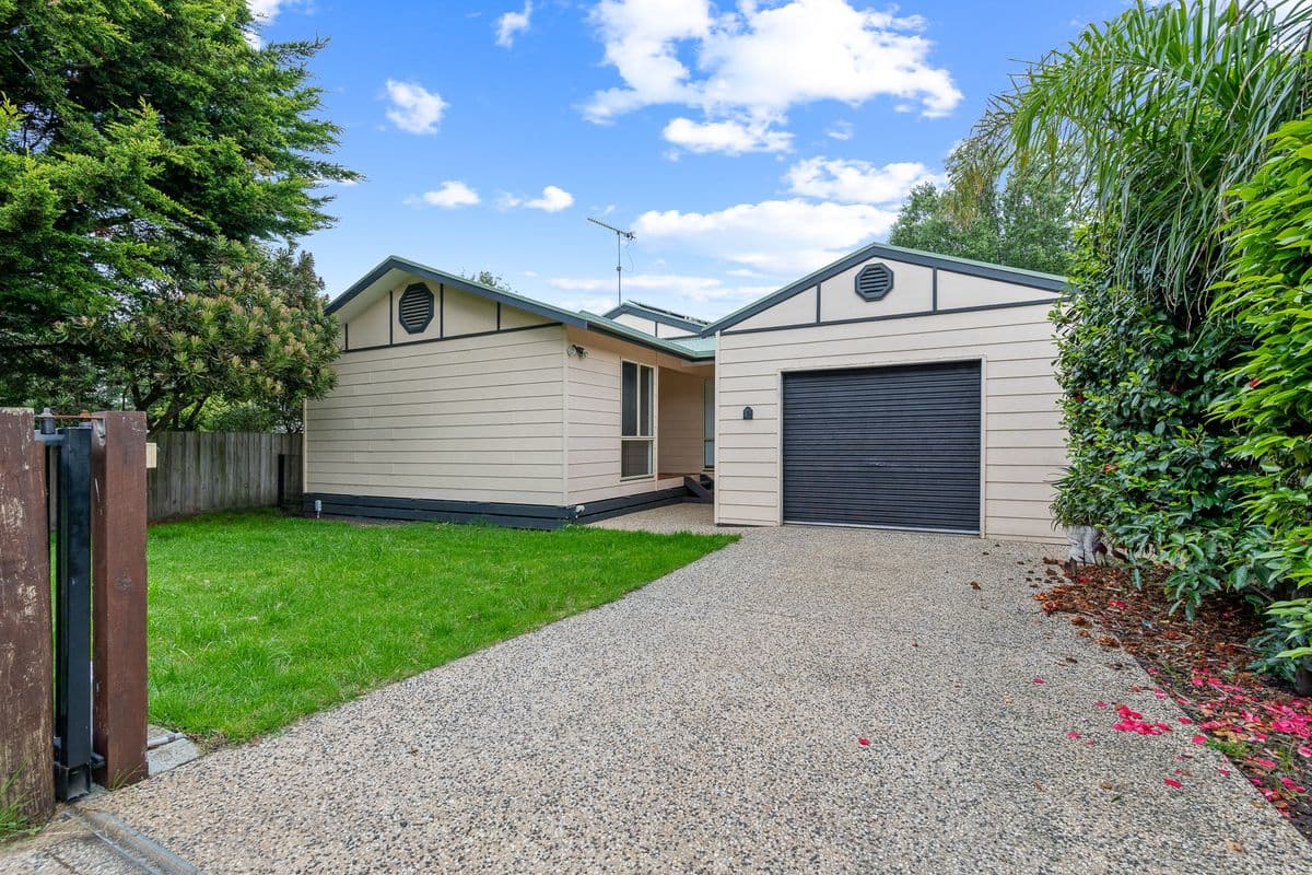 11 SPEAR STREET