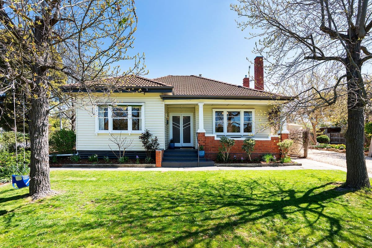 15 Pitman Street