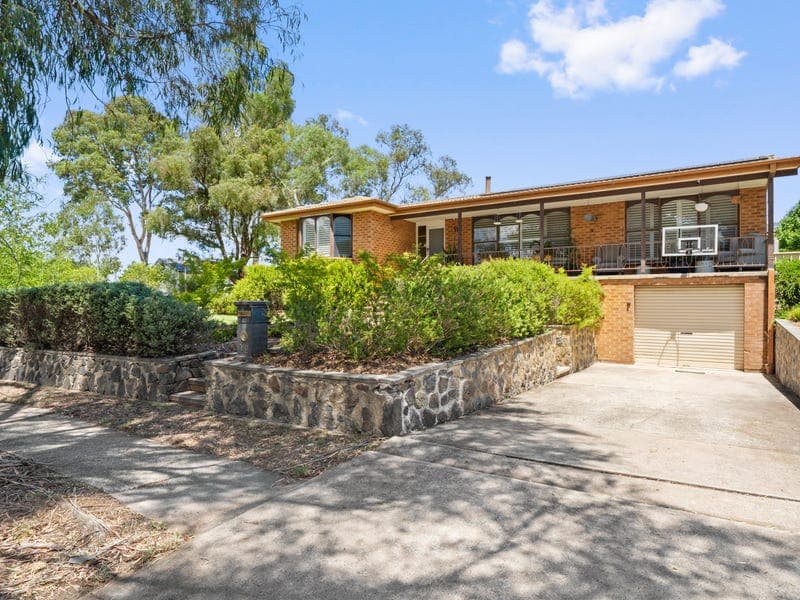 19 Heydon Crescent