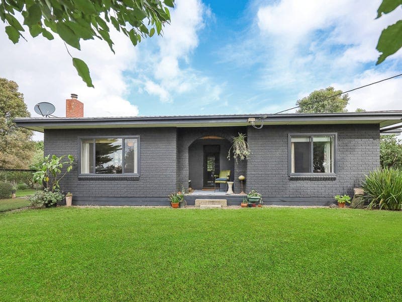 559 Turrong Road, Cooriemungle