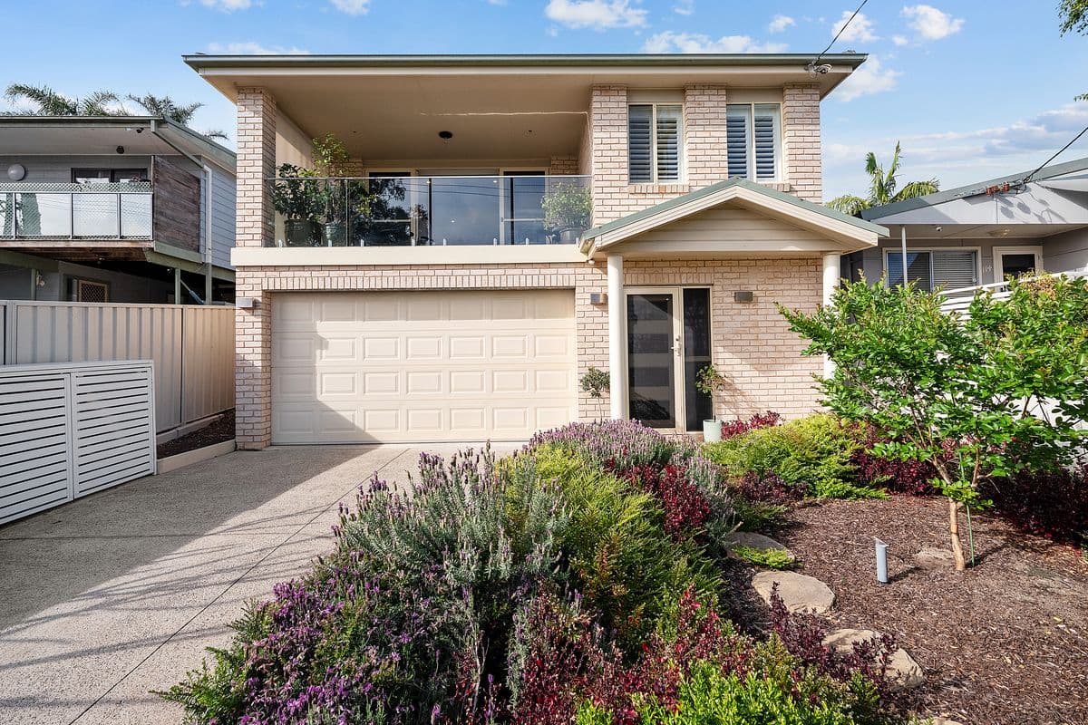 116 Grand Parade