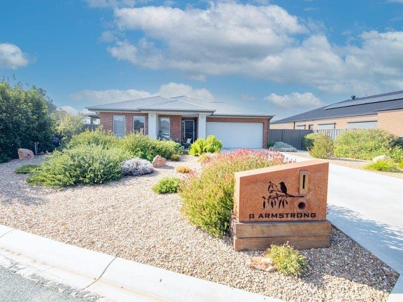 8 Armstrong Drive, Barham