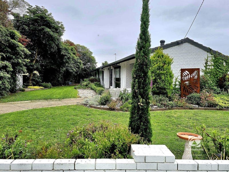 32 Hosie Street, Bairnsdale