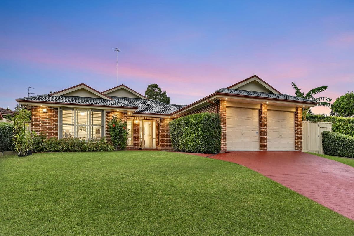 4 Paula Pearce Place