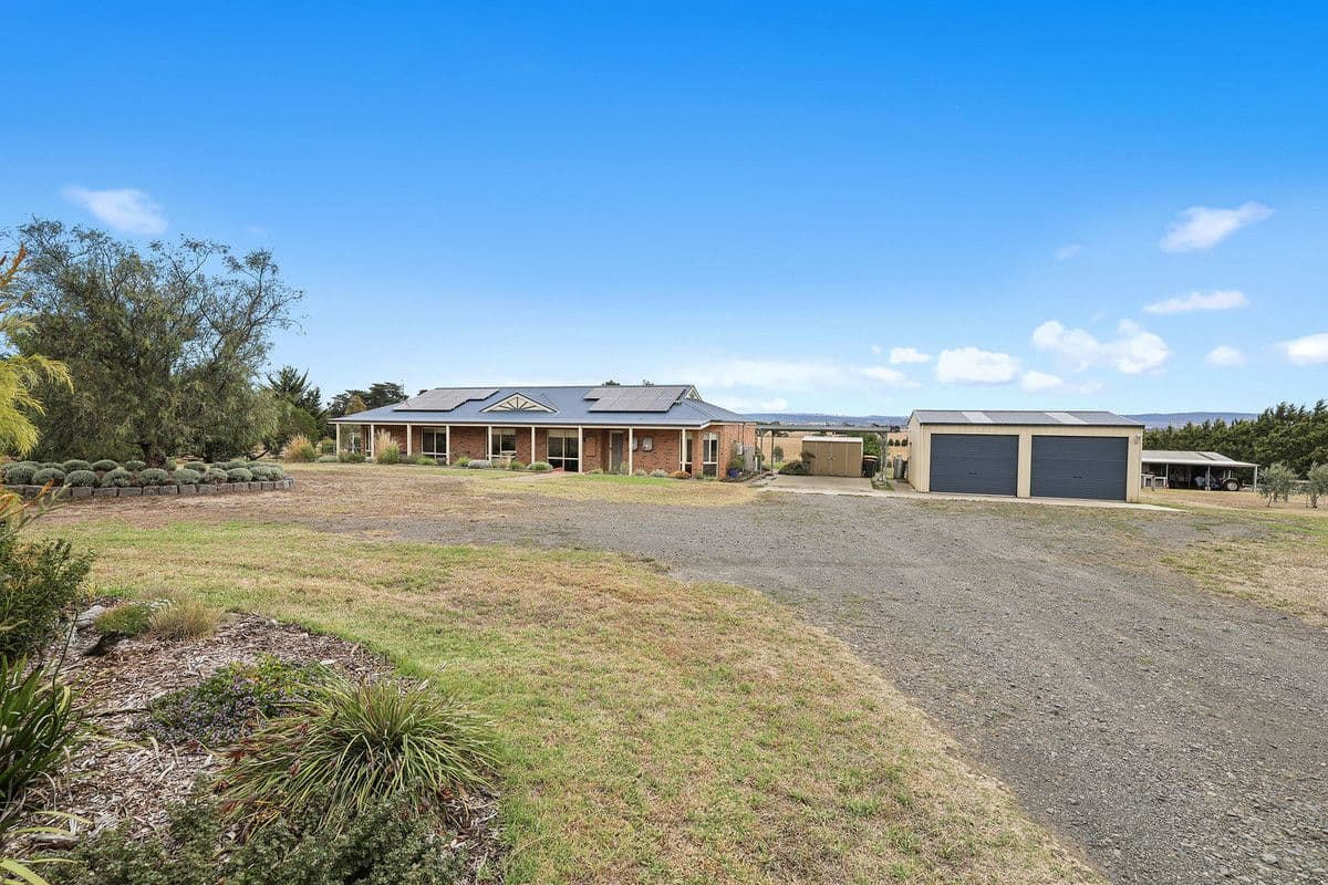 35 Arnolds Road