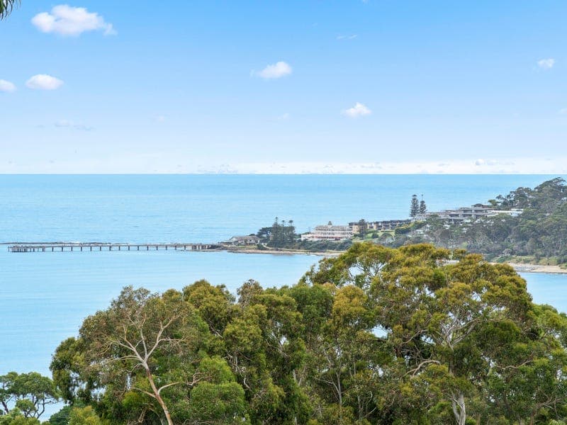 11 Holliday Road, Lorne