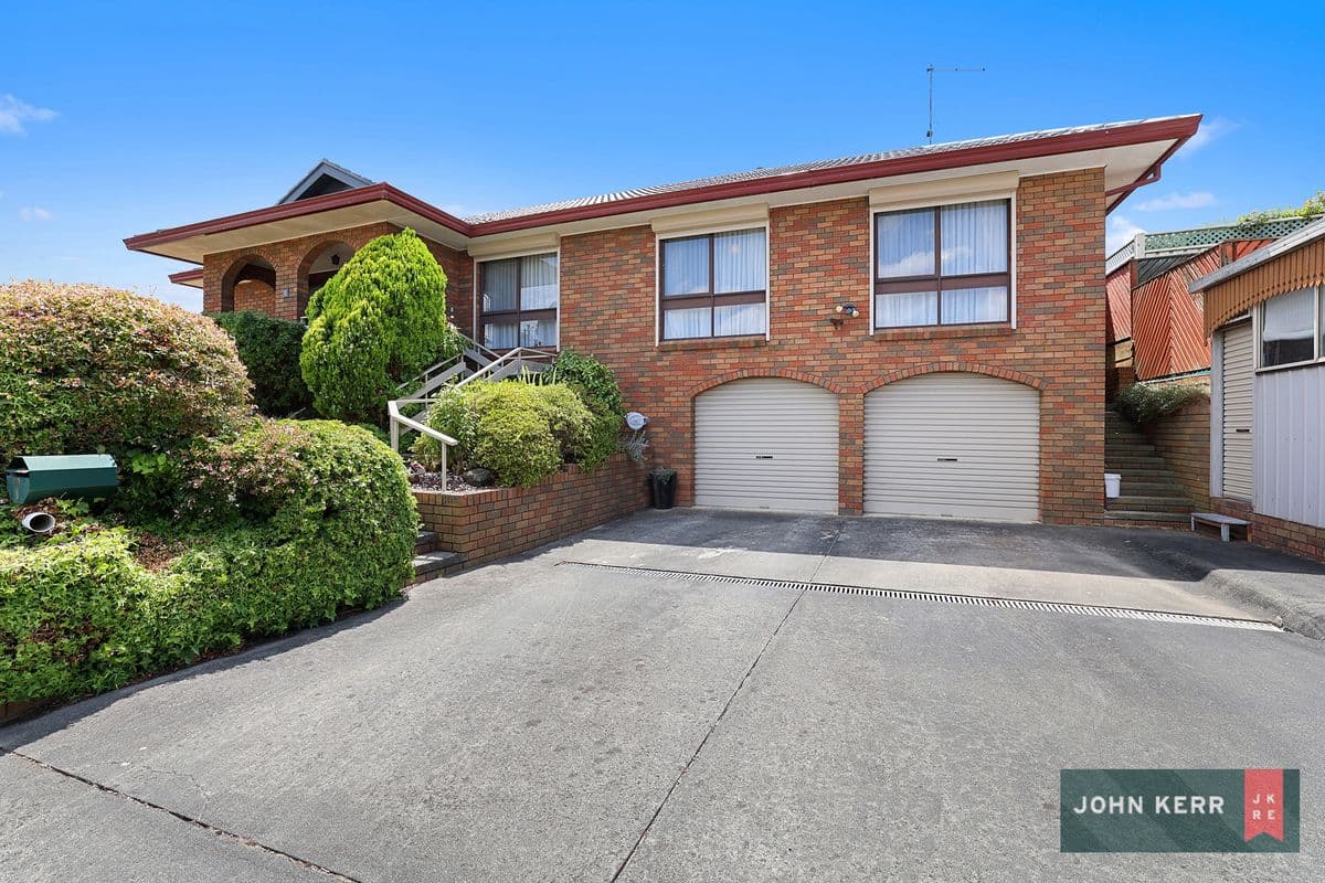 1 MERTON COURT