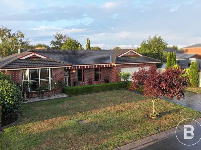 4 Scarborough Crescent, Alfredton