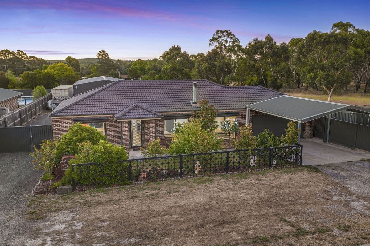 2 Pascoe Street