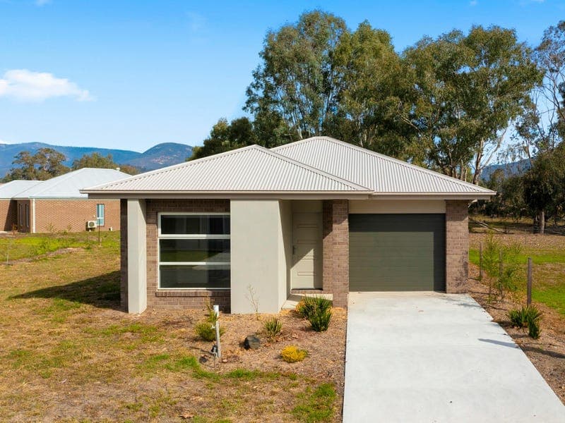 1 Hunt Court, Walwa