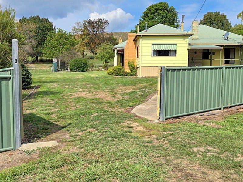 8 King Street, Benambra