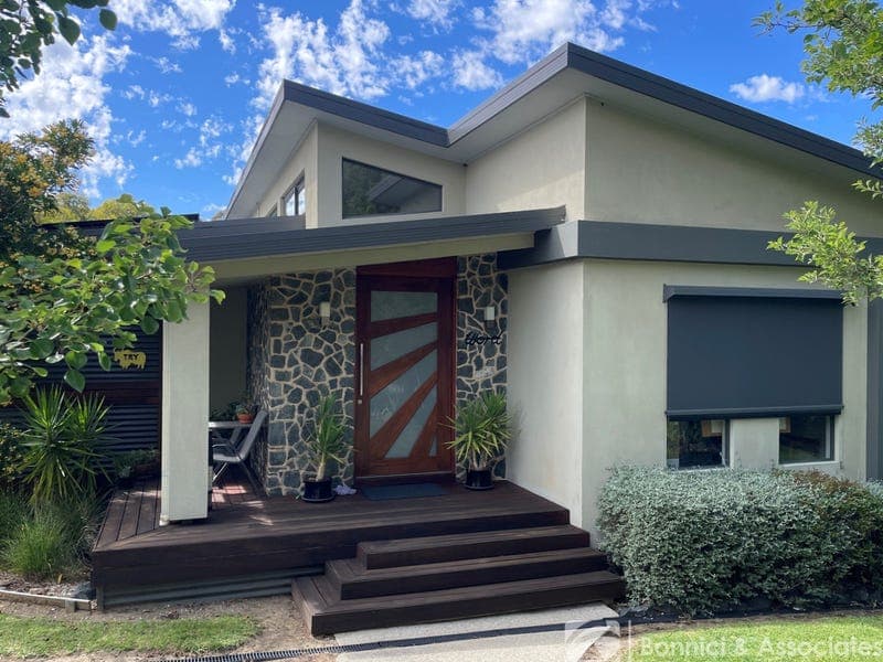 38 Isaacs Avenue