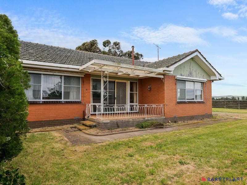 2385 Bass Highway, Bass